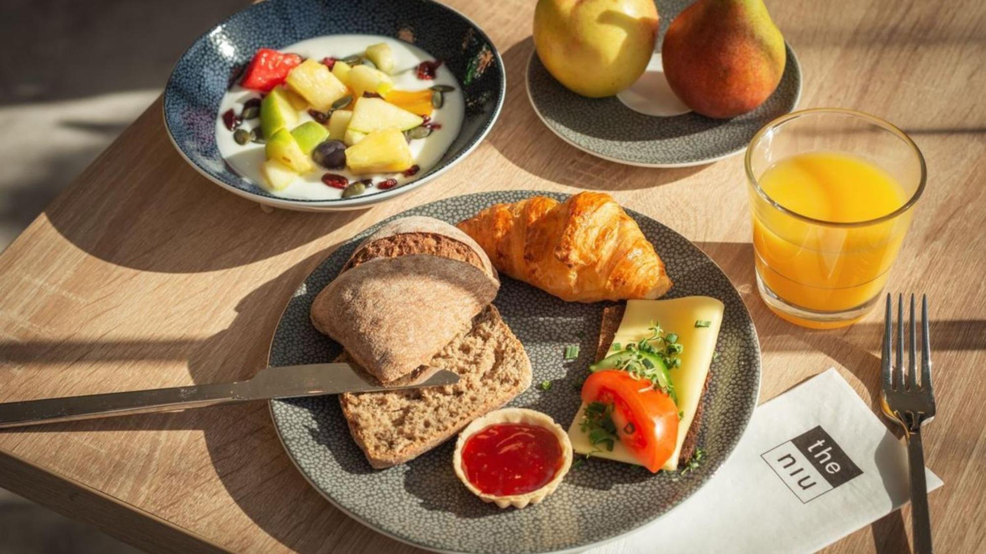 Holiday Inn - The Niu, Bricks Hamburg Eppendorf By Ihg Ngoại thất bức ảnh
